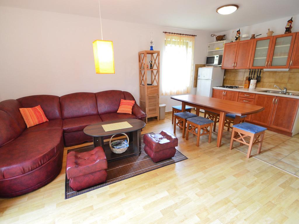 Holiday Home Coprnicka Hisa Skrad Exterior photo
